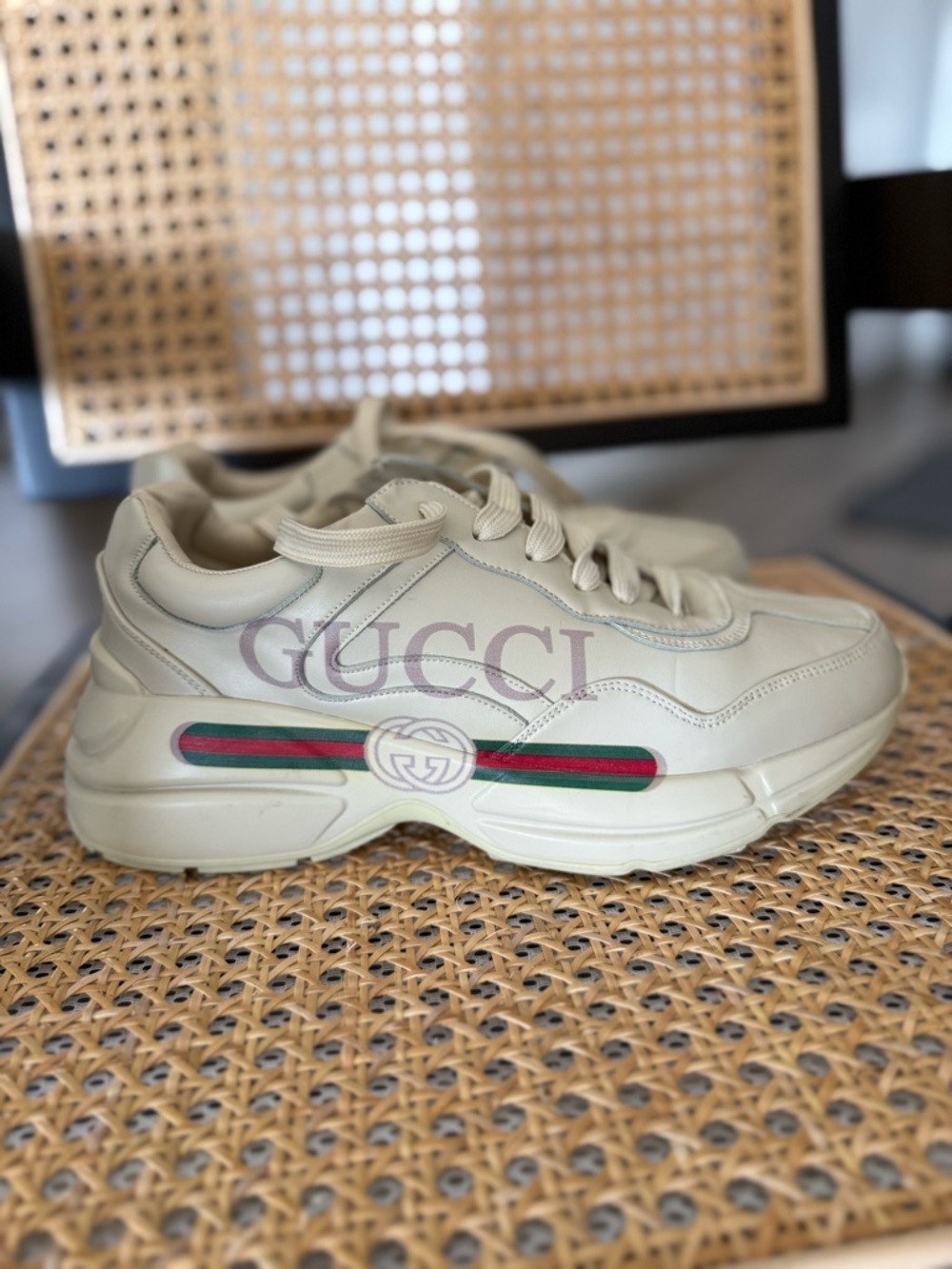 Cream Sneakers with Green and Red Stripe